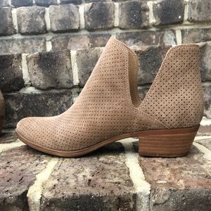 Lucky brand suade booties